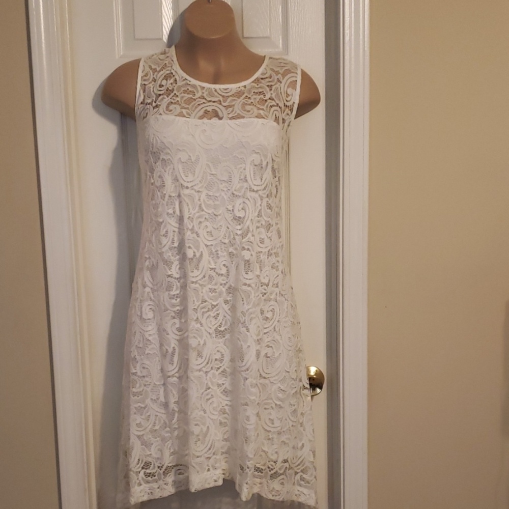 Lace dress